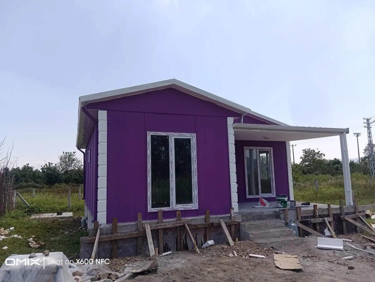 Çankırı — montajı süren tek katlı prefabrik ev (2/4)