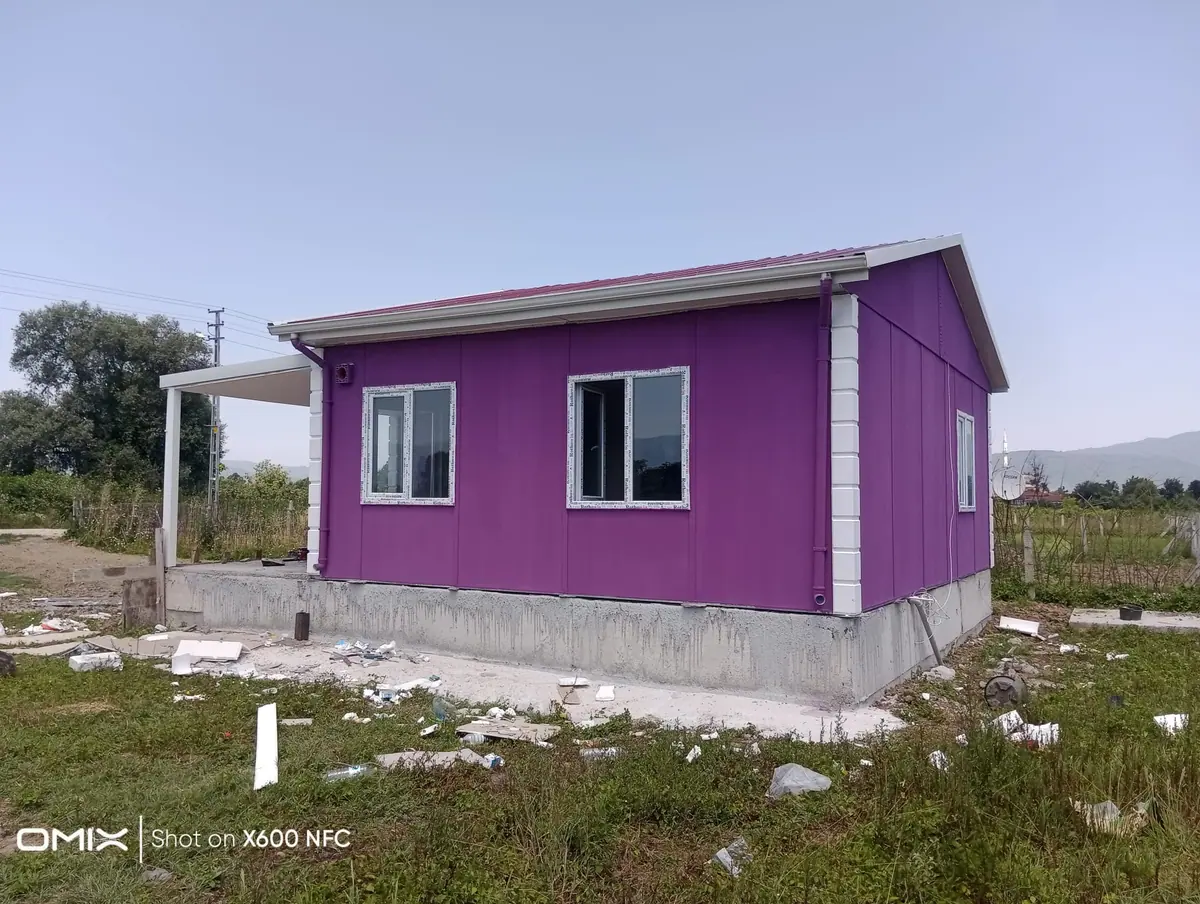 Çankırı — montajı süren tek katlı prefabrik ev (3/4)