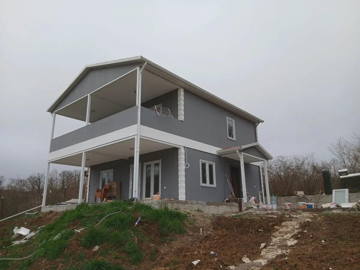 Kandıra, Kocaeli — montajı süren çift katlı prefabrik ev (4/4)